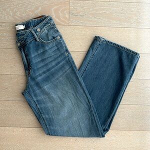 Hidden high rise wide leg Jean